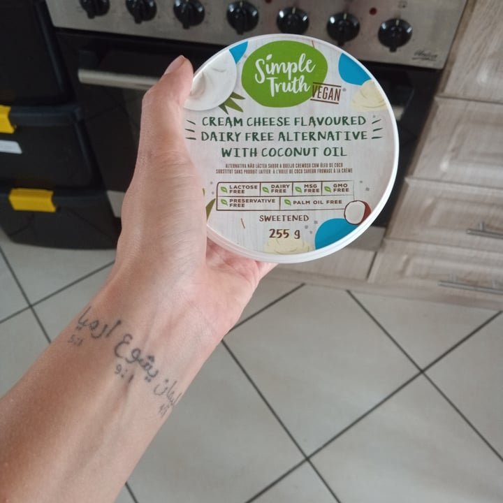 photo of Simple Truth Cream Cheese Alternative Plain shared by @ez91 on  18 Feb 2023 - review