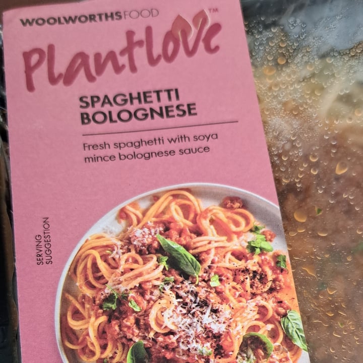 photo of Woolworths Food spaghetti bolognese shared by @pringlebayvegan on  08 Mar 2023 - review