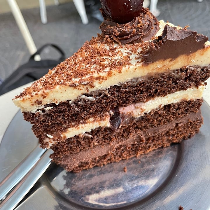photo of Vica Torta Selva Negra shared by @tales on  20 Jan 2023 - review