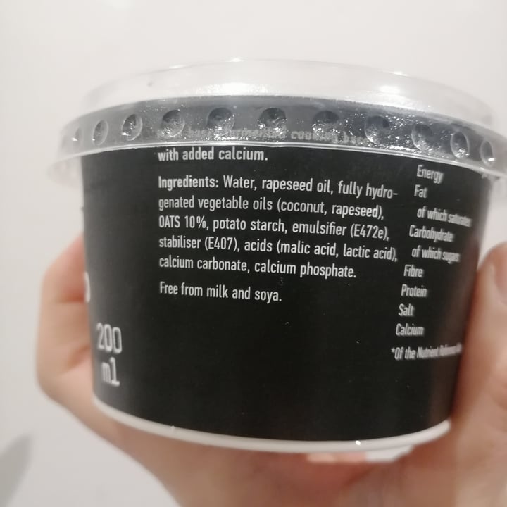 photo of Oatly Creamy Oat Fraiche shared by @bradipina on  27 Jan 2023 - review