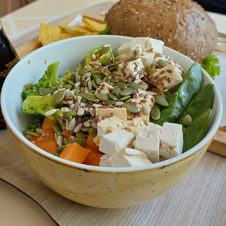 photo of Macha Café Quinoa Balance Bowl shared by @omsohum on  16 Mar 2023 - review