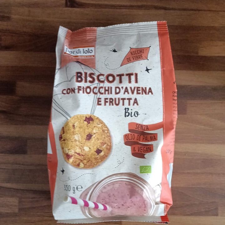 photo of Fior di Loto Biscotti Con Fiocchi D'avena E Frutta shared by @frop on  07 Jul 2023 - review