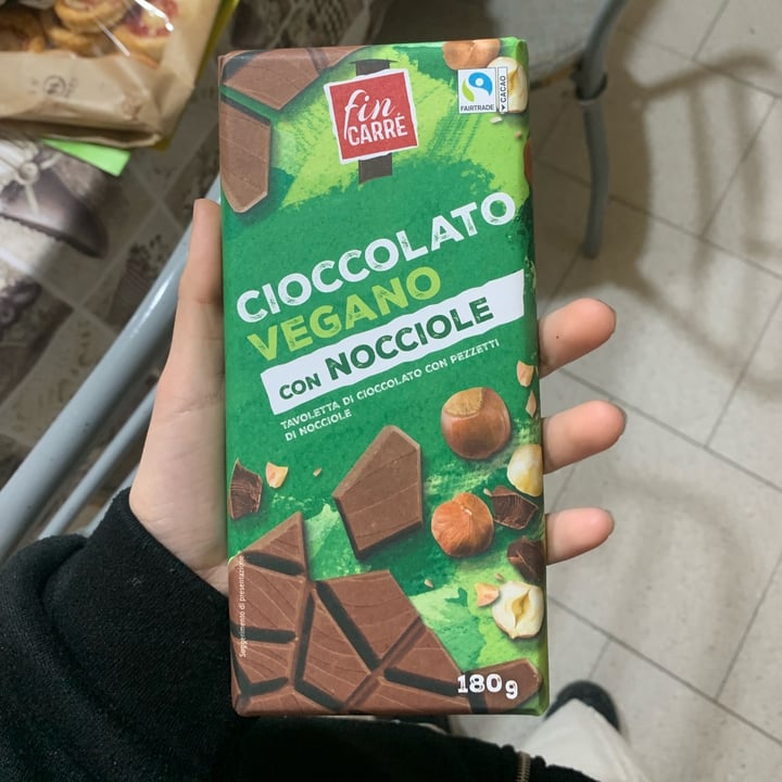photo of Fin Carré Cioccolato con nocciole shared by @sonoaisha on  19 Mar 2023 - review