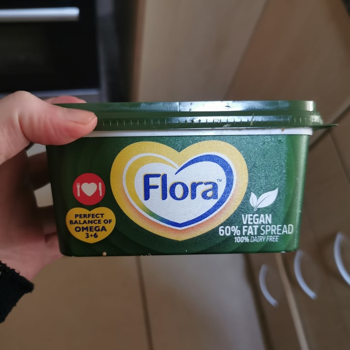 photo of Flora 60% fat spread shared by @plant-based-bianca on  04 Jun 2023 - review
