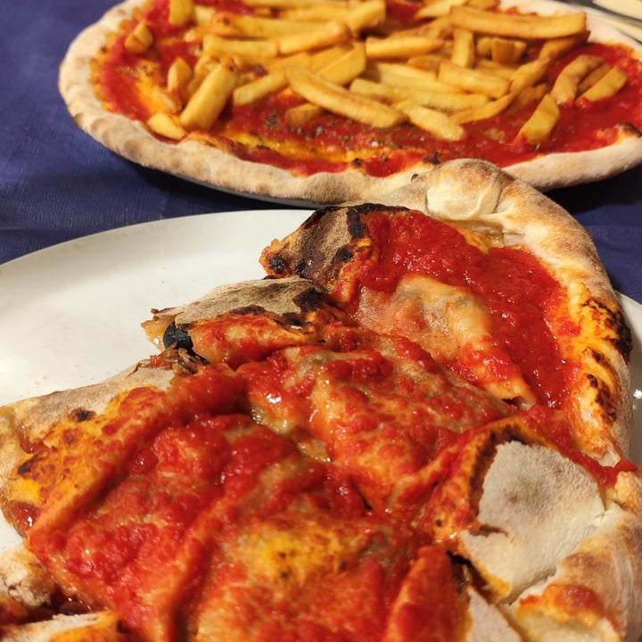 photo of Pizzeria Jerry's Calzone A Forno shared by @rafboccia96 on  25 Jul 2023 - review