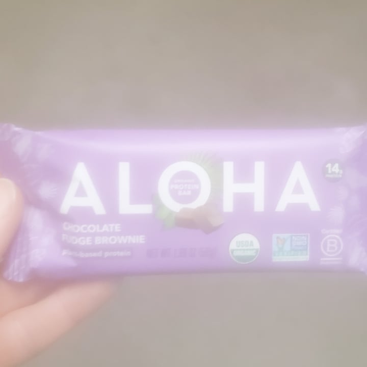 photo of Aloha chocolate fudge brownie protein bar shared by @brtjohns on  05 Apr 2023 - review