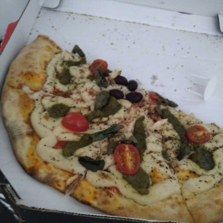 photo of Pop Vegan Food Pizza shared by @rafaelsobrinho on  25 May 2023 - review