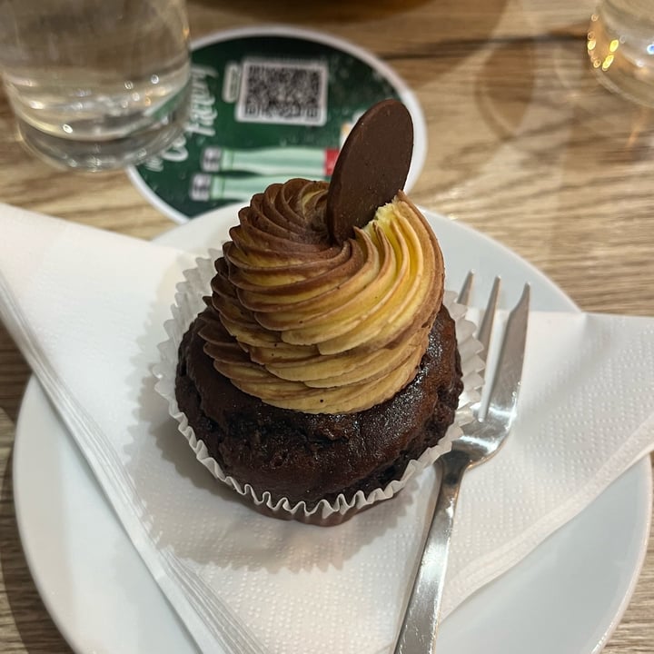 photo of The Cookie Factory Vegan Cupcake shared by @vunkalino on  23 Mar 2023 - review