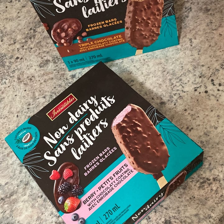 photo of Irresistibles Non Dairy Frozen Bars (Berry) shared by @shlumpadinka on  14 Aug 2023 - review