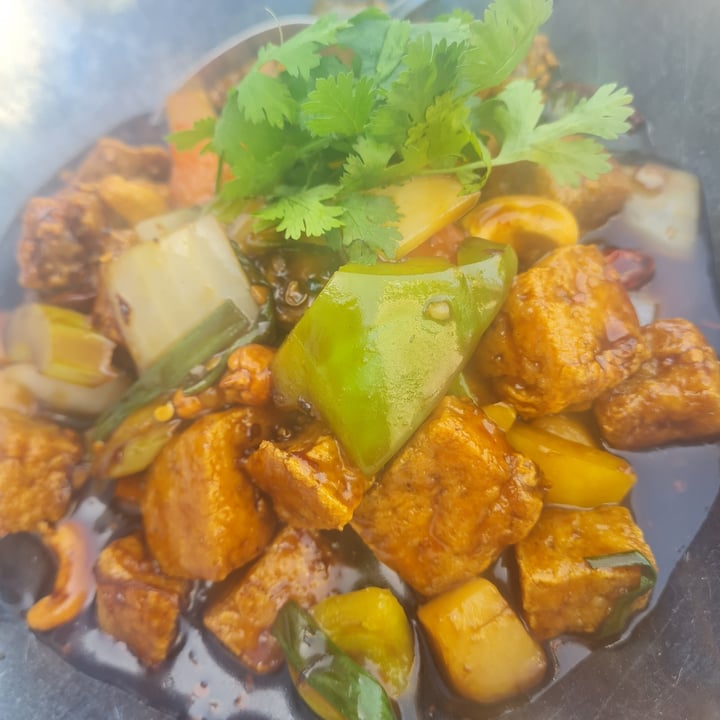 photo of Lah Lah Kung Pao Tofu shared by @notjustforvegans on  19 Jul 2023 - review