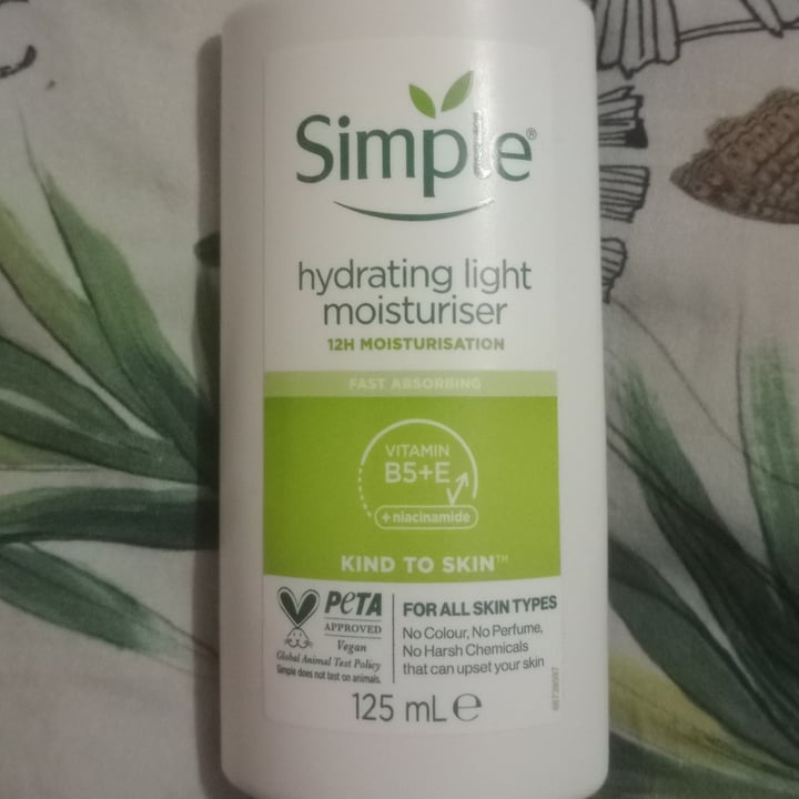 photo of Simple Hydrating Light Moisturizer shared by @charliestarr on  22 Dec 2022 - review