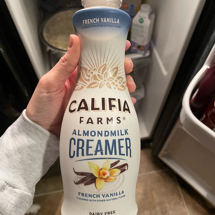 photo of Califia Farms Almond Milk Creamer French Vanilla shared by @embanks26 on  17 Jan 2023 - review