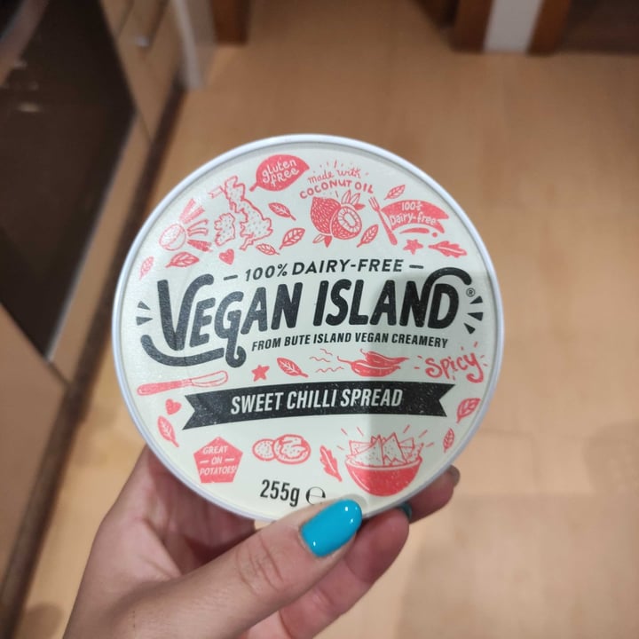 photo of Vegan island Dairy Free Spread sweet chili shared by @paulg21 on  12 Feb 2023 - review