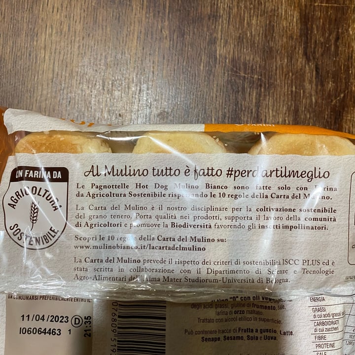 photo of Mulino Bianco Hot dog pagnottelle shared by @zweiisamkeit on  20 Mar 2023 - review