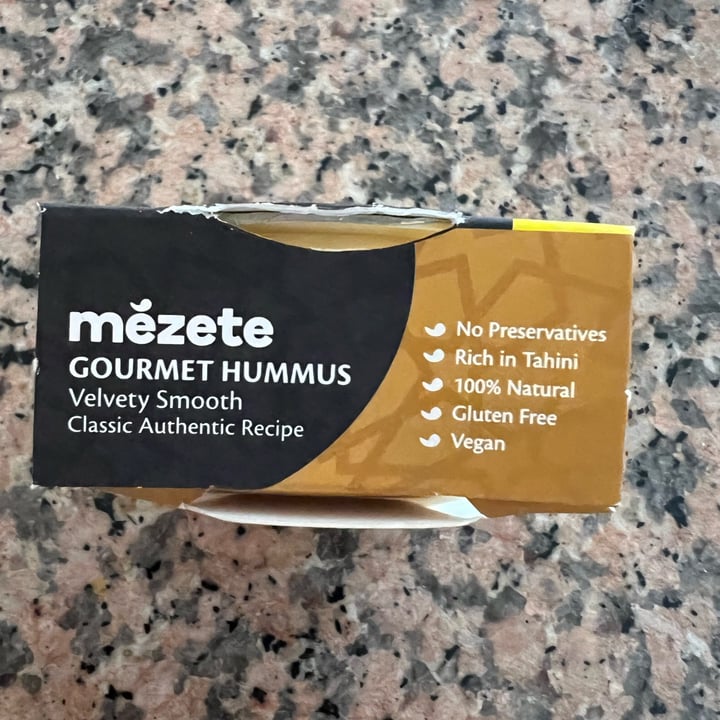 photo of Mezete Classic Hummus Dip & Go shared by @katia66 on  08 Jan 2023 - review