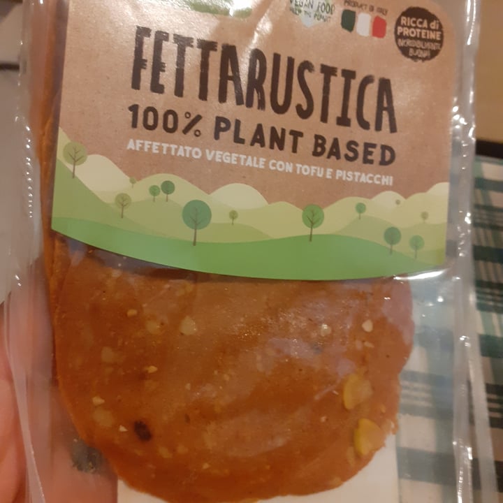photo of Regina Verde Affettato vegetale con pistacchio shared by @tresy on  12 Jun 2023 - review