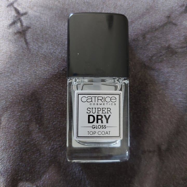 photo of Catrice Cosmetics super dry top coat shared by @runa on  16 Jul 2023 - review