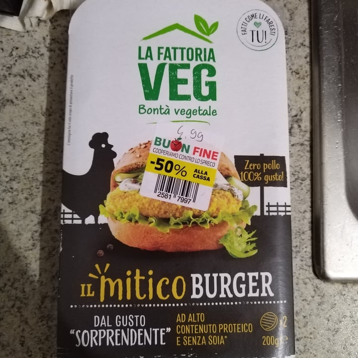 photo of la fattoria veg Burger Zero Pollo 100% Gusto , No OGM, No Glutine ,no Soia shared by @vick16 on  07 May 2023 - review