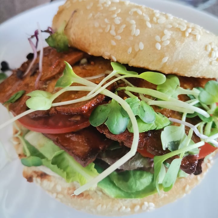 photo of Wildsprout Vegan BLT shared by @sarahwouters1 on  21 Jan 2023 - review