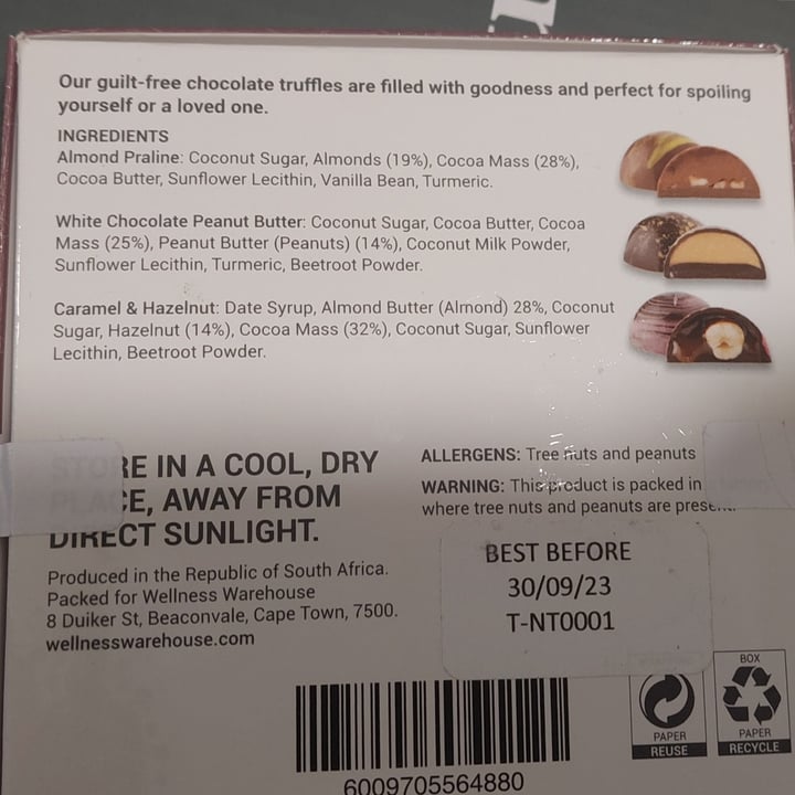 photo of Wellness Warehouse Luxury Chocolate Truffles Nut Selection shared by @xica4z on  07 Apr 2023 - review