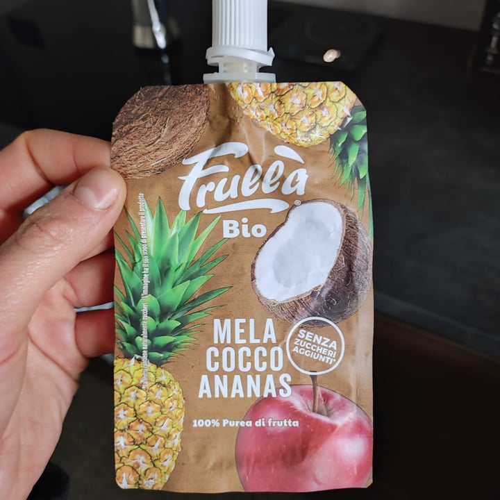 photo of Frulla' bio Frullato Mela,Cocco,Ananas shared by @miaolinz on  26 Feb 2023 - review
