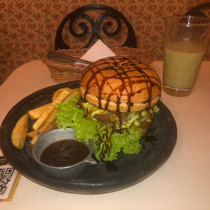 photo of Casa omedeto Hamburguesas shared by @bebo9929 on  05 Aug 2023 - review