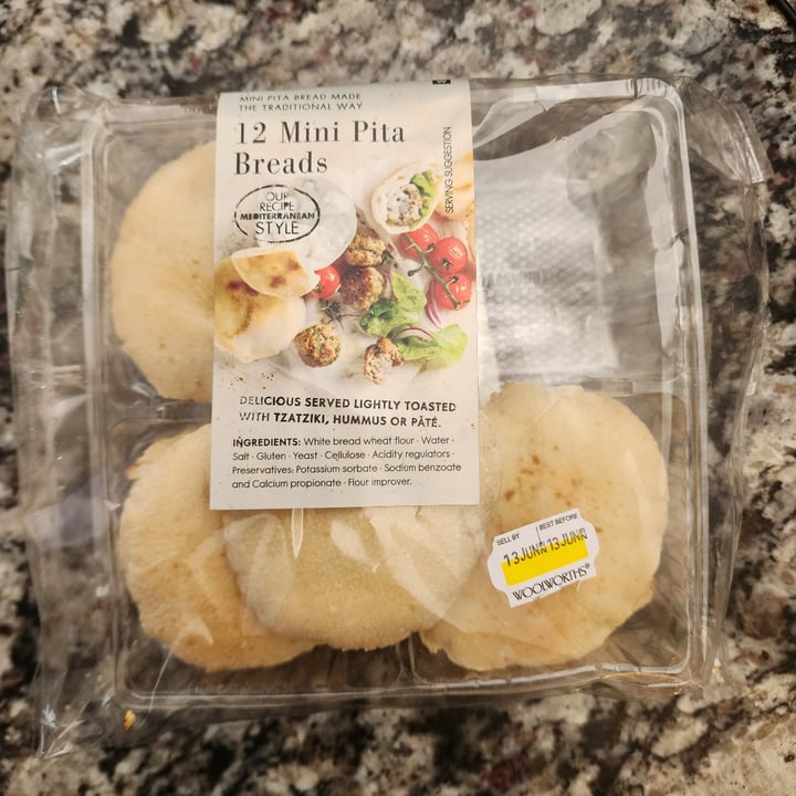 photo of Woolworths 12 mini pita breads shared by @kim-e on  14 Jun 2023 - review