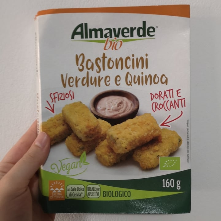 photo of Almaverdebio Bastoncini Verdure e Quinoa shared by @aleveganfoodlover on  03 Jul 2023 - review