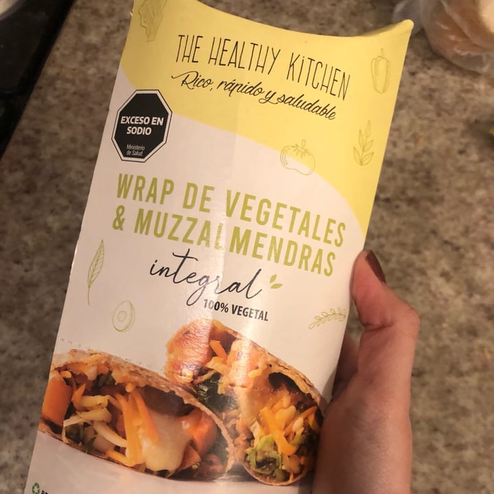 photo of The Healthy Kitchen Wrap de vegetales y muzzalmendras shared by @aylugiussi on  13 Aug 2023 - review