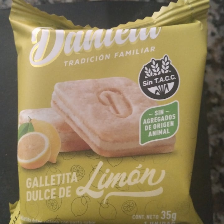 photo of dantelli Galletita Rellena De Limón shared by @morel92 on  27 Apr 2023 - review