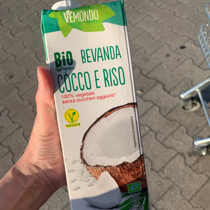 photo of Vemondo Bevanda cocco e riso shared by @coloratantonella on  17 Jul 2023 - review