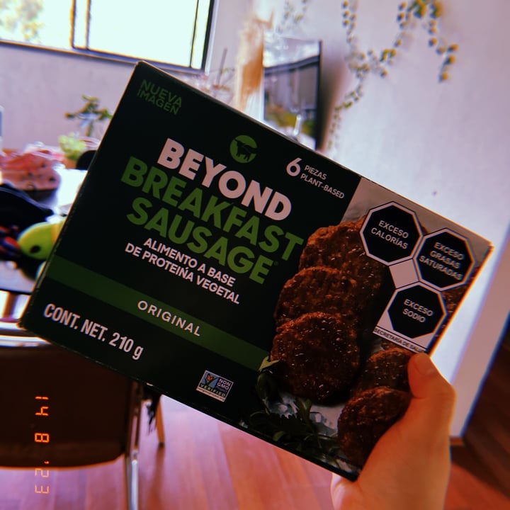 photo of Beyond Meat Beyond breakfast Sausage Classic  shared by @adriananaranjo on  16 Aug 2023 - review