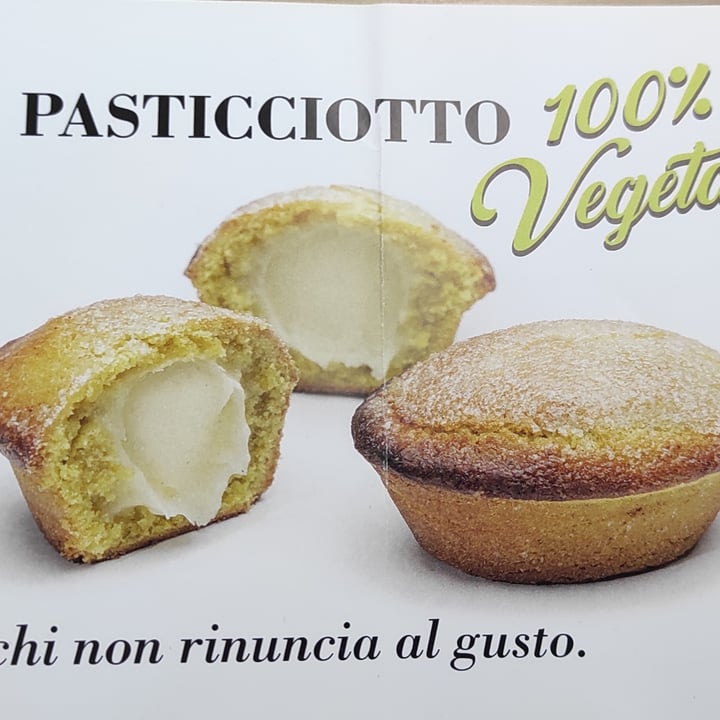 photo of Martinucci Laboratory Pasticciotto Leccese Vegan shared by @alessandraaaa on  31 May 2023 - review