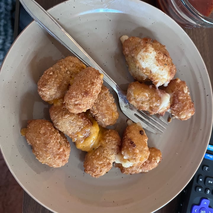photo of Wholly veggie Mozzarella Style Sticks shared by @dianna on  11 Jul 2023 - review