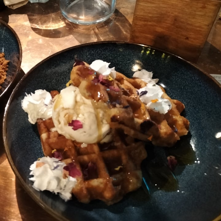 photo of Unity Diner Ice Cream Waffles shared by @flechte1 on  17 Mar 2023 - review