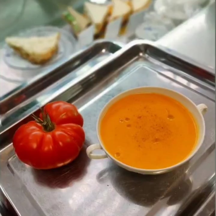 photo of A Parva Crema de tomate con batata shared by @mamaroach on  28 Dec 2022 - review