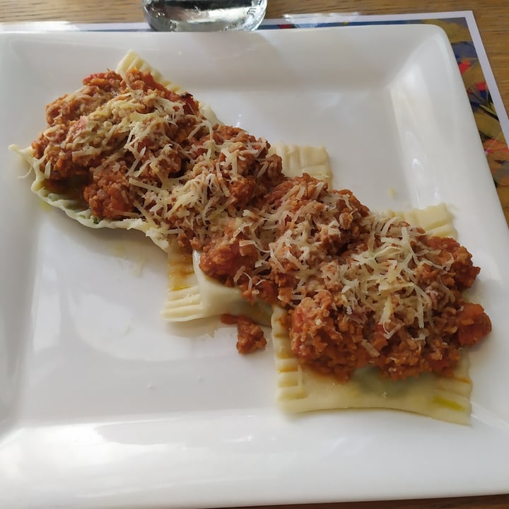 photo of Essenza Love Natural Food Tortelli Maremmani Al Ragù Bianco di Seitan shared by @-chiara- on  23 May 2023 - review