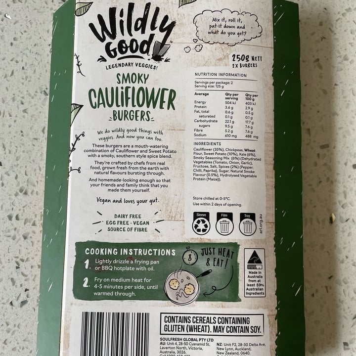 photo of Wildly good Smokey Cauliflower Burgers shared by @izzyrosemary on  03 Mar 2023 - review