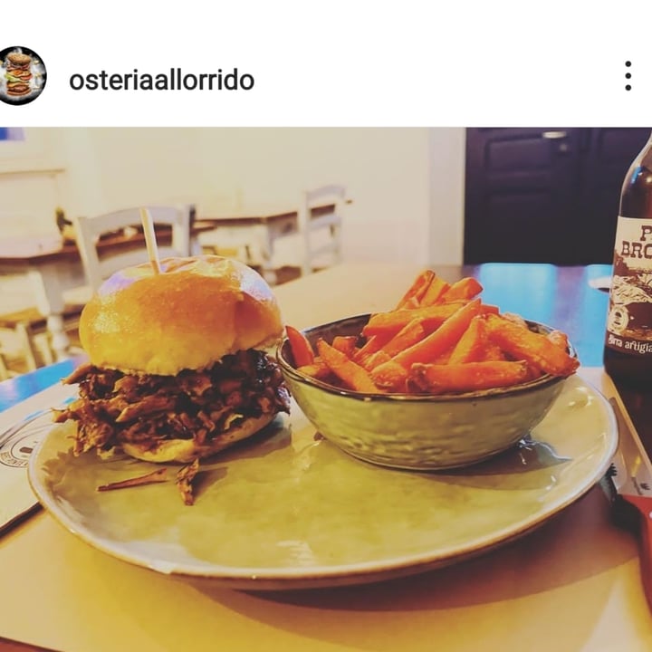 photo of Osteria all' Orrido di Buvoli Gianluca hamburger con planted pulled shared by @atognina on  19 Apr 2023 - review