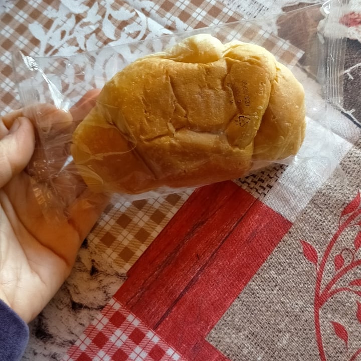 photo of Vemondo Croissant Vegano All'Albicocca shared by @michelalessandra on  27 Apr 2023 - review