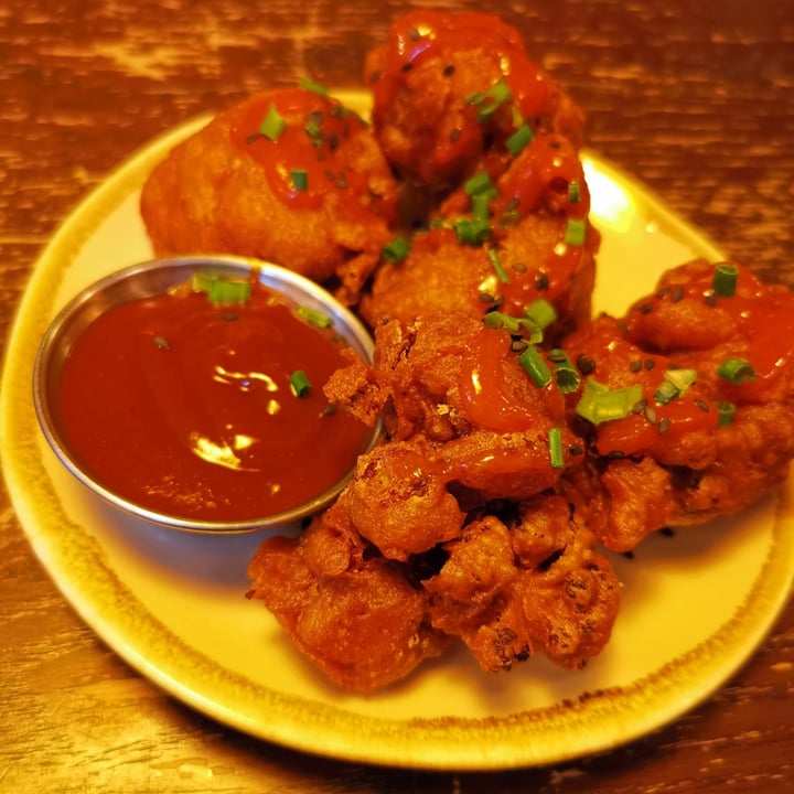 photo of bodhi - veganes restaurant & bar Buffalo Wings shared by @thegluttonoussloth on  19 May 2023 - review