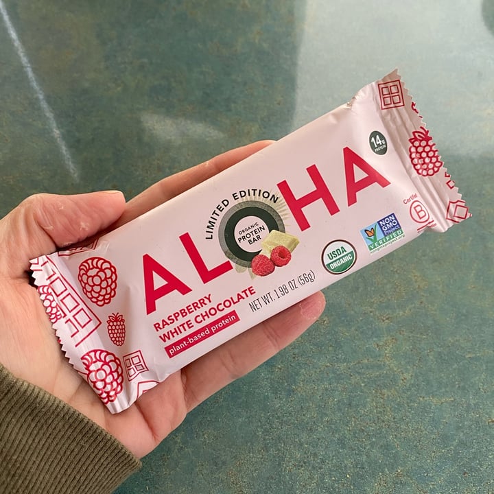 Aloha White Chocolate Raspberry Review | abillion