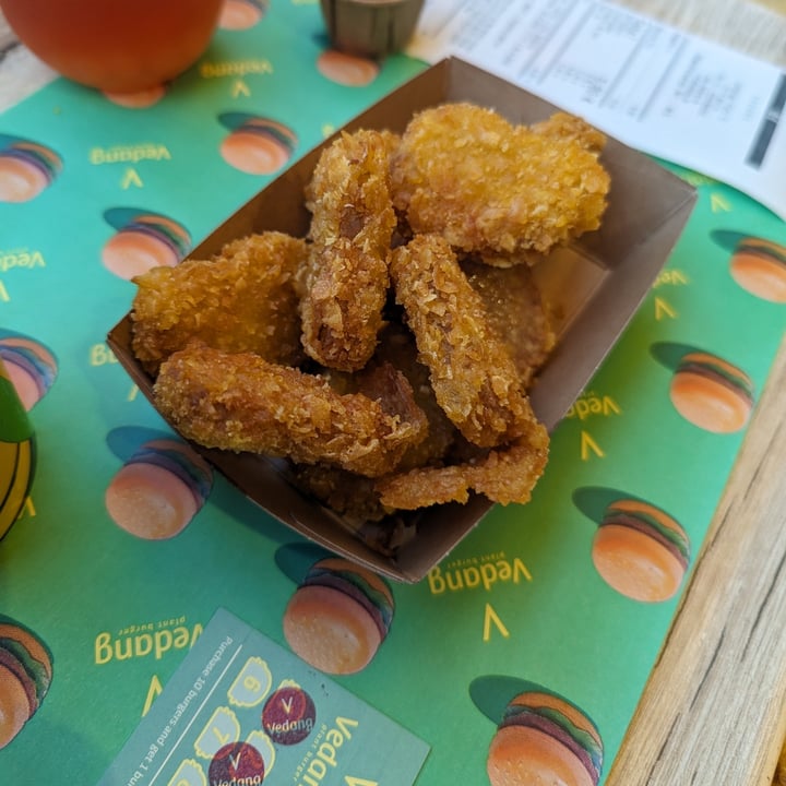 photo of Vedang @ Mall of Berlin Chicken Nuggets shared by @bornwild on  26 Jun 2023 - review