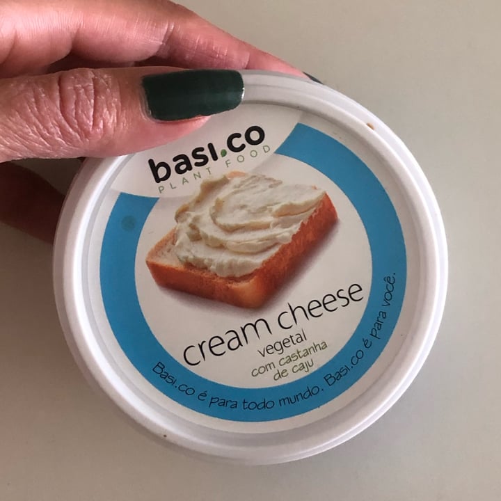 photo of Basi.co Cream Cheese Vegetal shared by @nanepessoa on  20 Dec 2022 - review
