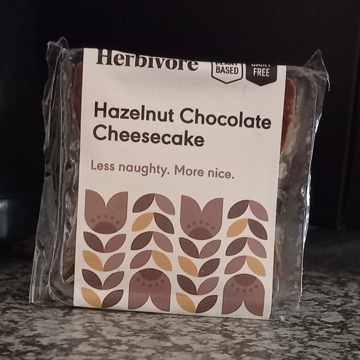 photo of Herbivore Hazelnut Chocolate Cheesecake shared by @ronelle on  11 Jul 2021 - review