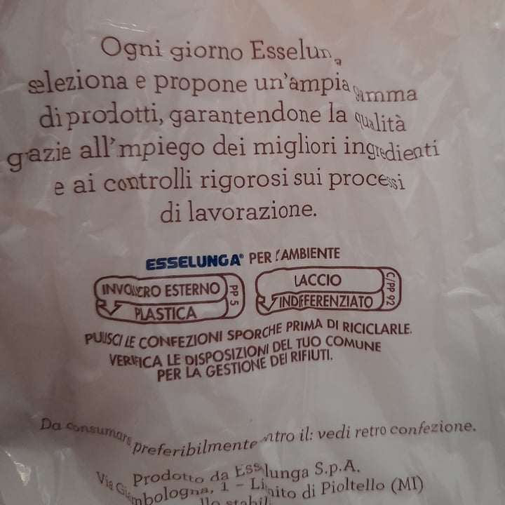 photo of  Esselunga Pane Morbido di Grano Duro shared by @auramala on  13 May 2023 - review