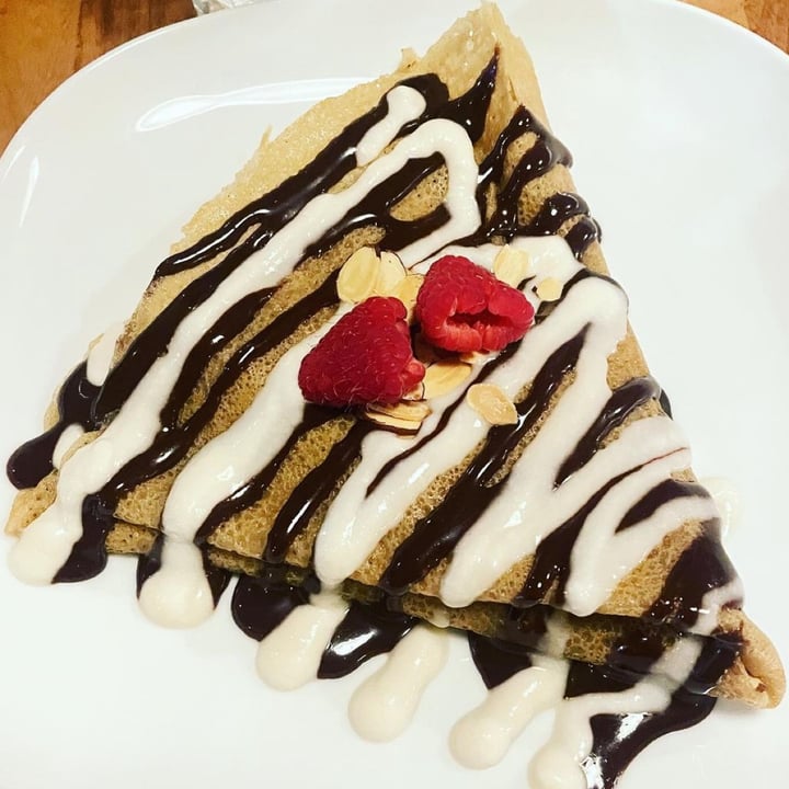 photo of Little Choc Apothecary sweet crepe shared by @veganelizabeth on  12 May 2023 - review