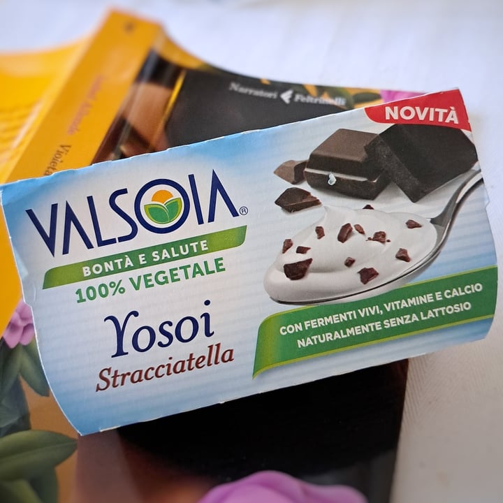 photo of Valsoia yosoi stracciatella shared by @camyveg on  20 Jun 2023 - review
