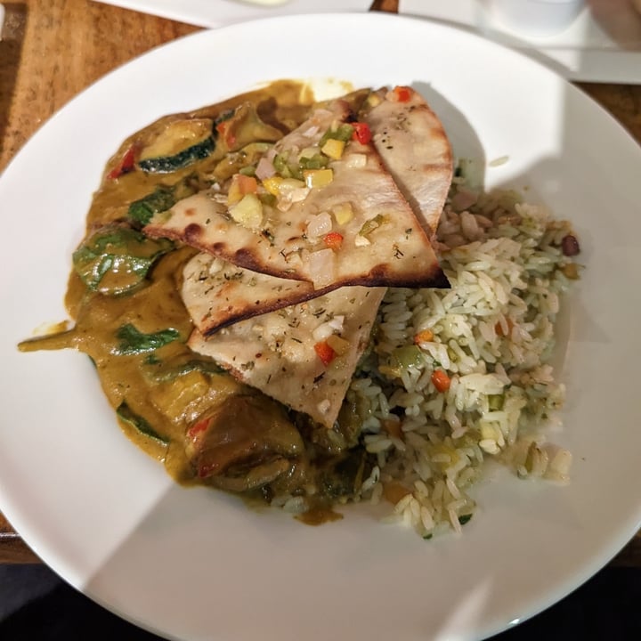 photo of La Plaza Restaurant Malaga Indonesian curry shared by @deduitserinamsterdam on  15 Feb 2023 - review