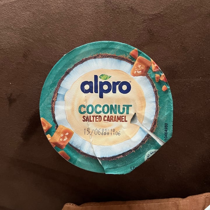 photo of Alpro Yogurt Coconut Salted Caramel shared by @notavandrea on  24 May 2023 - review